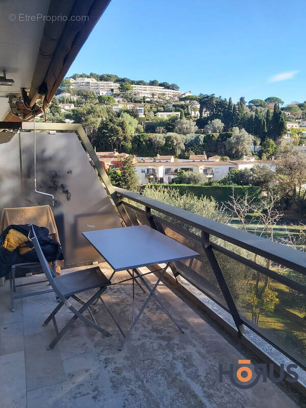 Appartement à LE CANNET