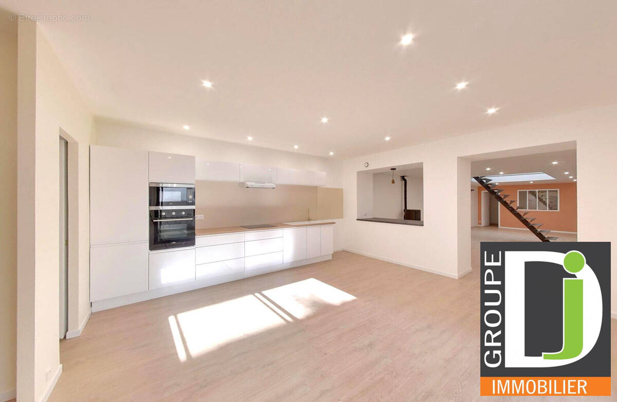 Appartement à ROMANS-SUR-ISERE