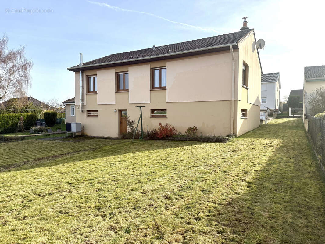 Maison à REMILLY