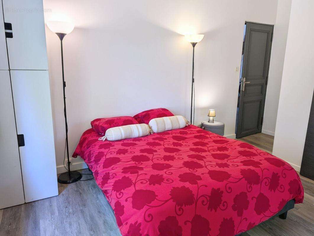 Maison 171 m² à Villecroze  - photo 12