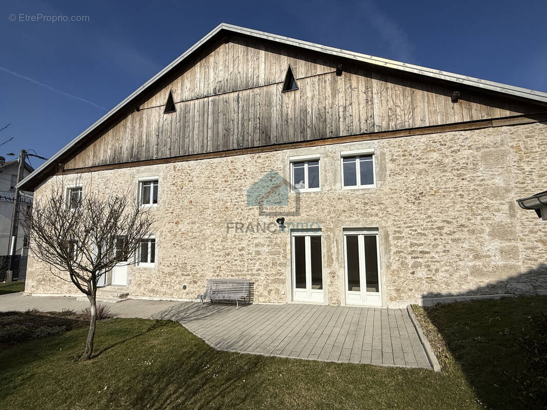Maison à TREVILLERS