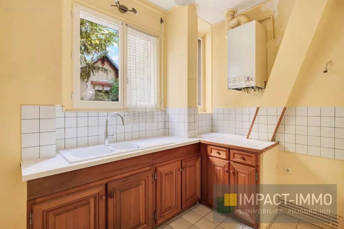Appartement à ASNIERES-SUR-SEINE