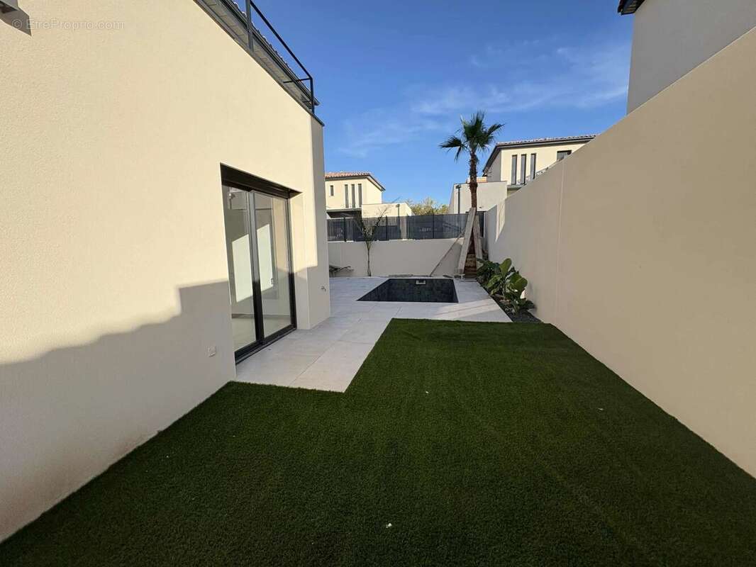 Maison à NARBONNE