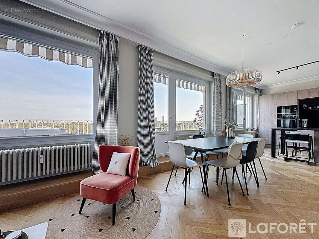 Appartement à LYON-4E