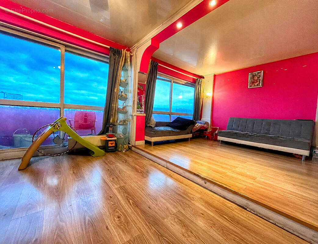Appartement à SARCELLES