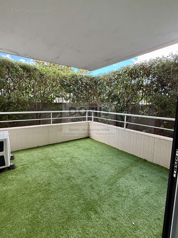 Appartement à LATTES