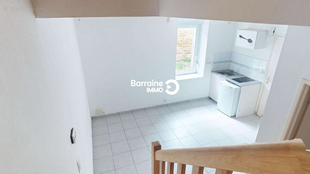 Exclusivité Brest - Secteur Saint Martin - Place Guérin - Appartement T3 Duplex situé en arrière cour - photo 14