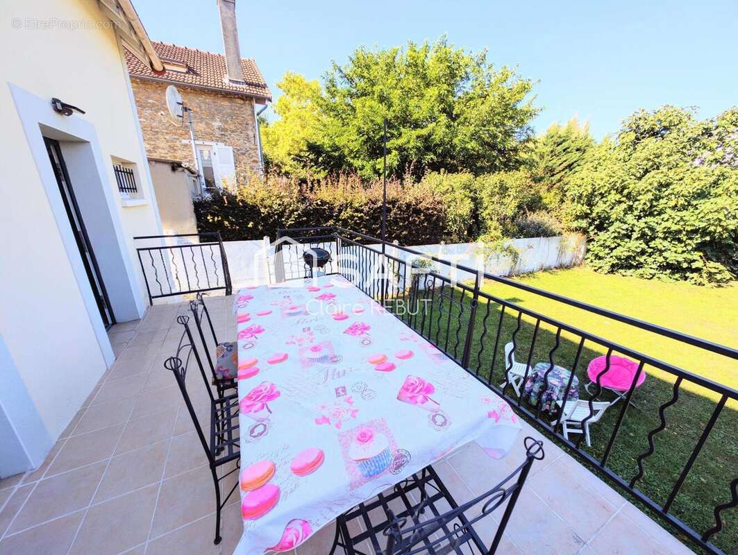 Photo 8 - Maison à LIVRY-GARGAN