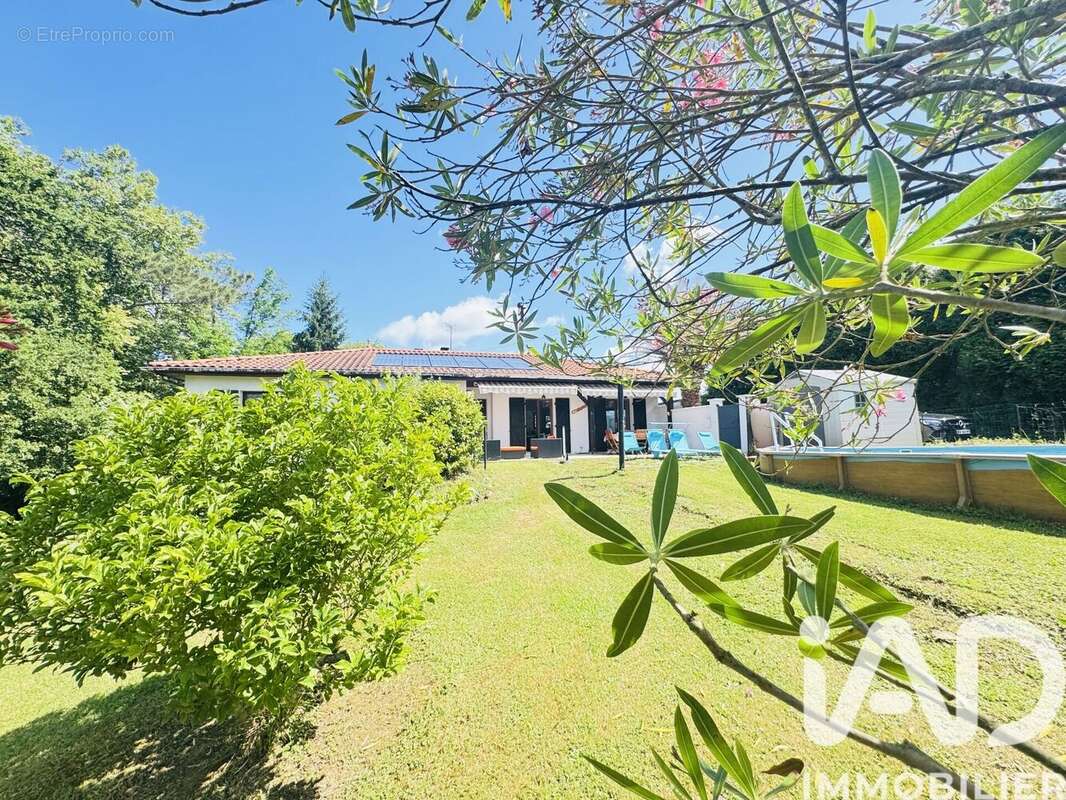 Maison 115 m² à Saint-Andre-De-Seignanx  - photo 4