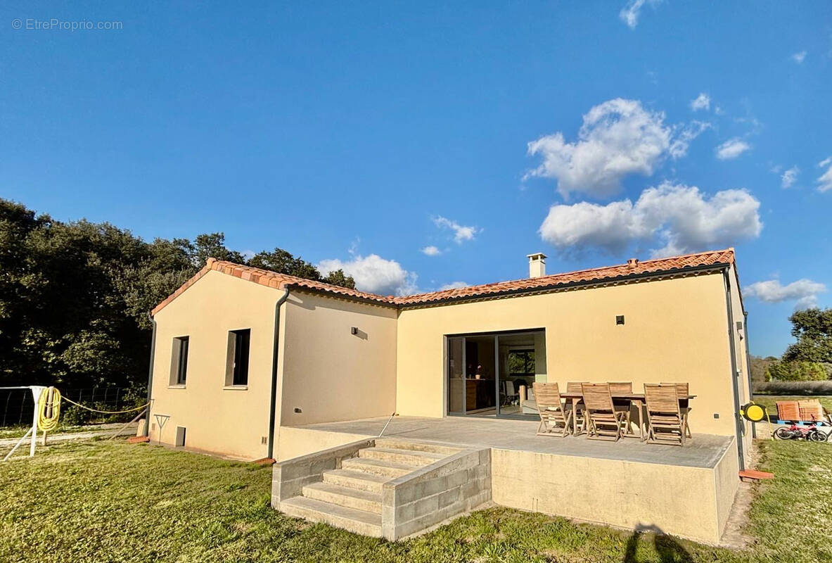 Maison à GRIGNAN