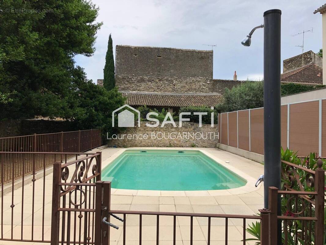 Photo 1 - Appartement à ROQUEMAURE