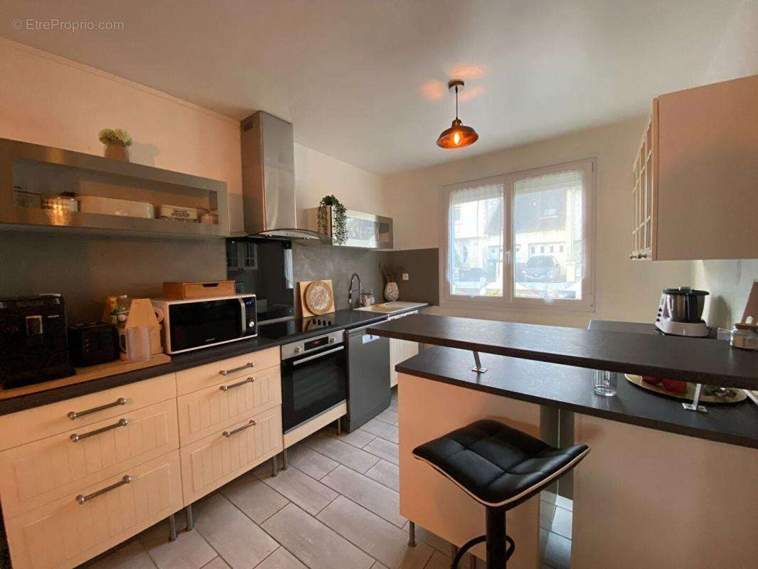 Maison à EQUEURDREVILLE-HAINNEVILLE