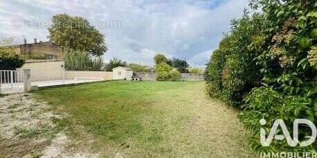 Photo 5 - Maison à SAINT-JULIEN-DE-PEYROLAS