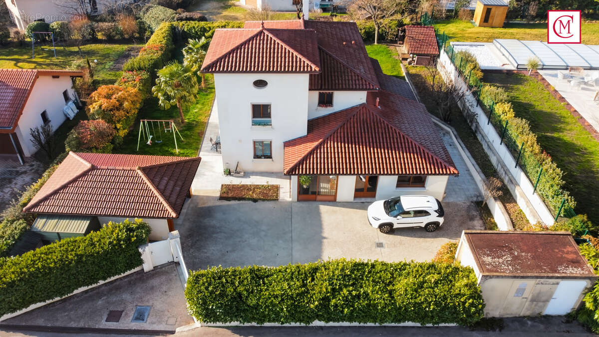 Maison à SAINT-ISMIER