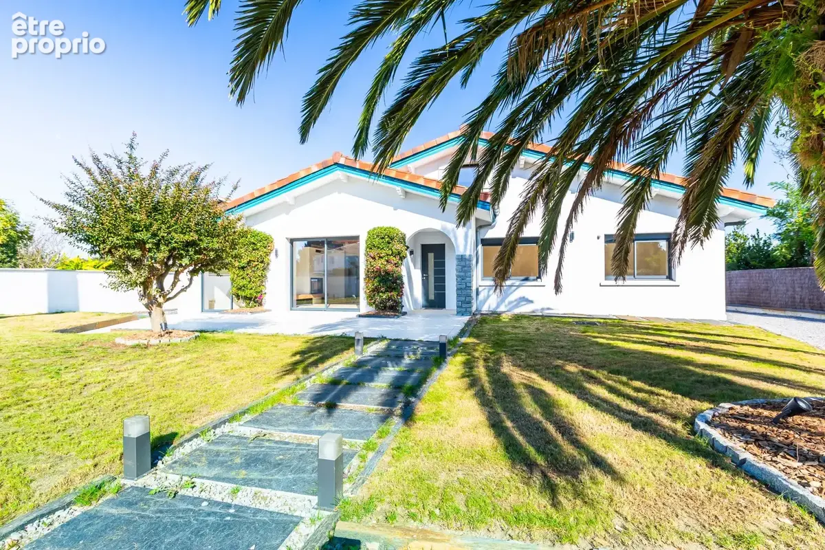 Maison 6 pièces 165 m² à vendre à Arcangues (64200) - photo 2