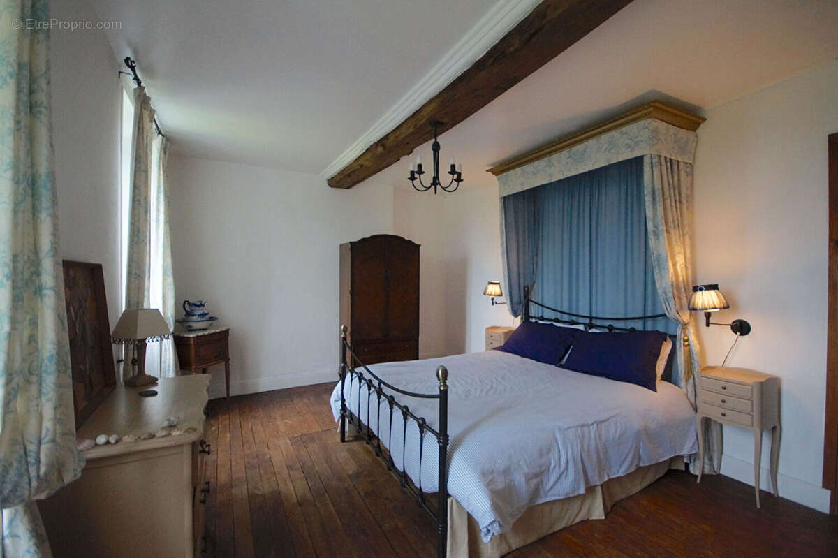 Maison à QUETTREVILLE-SUR-SIENNE