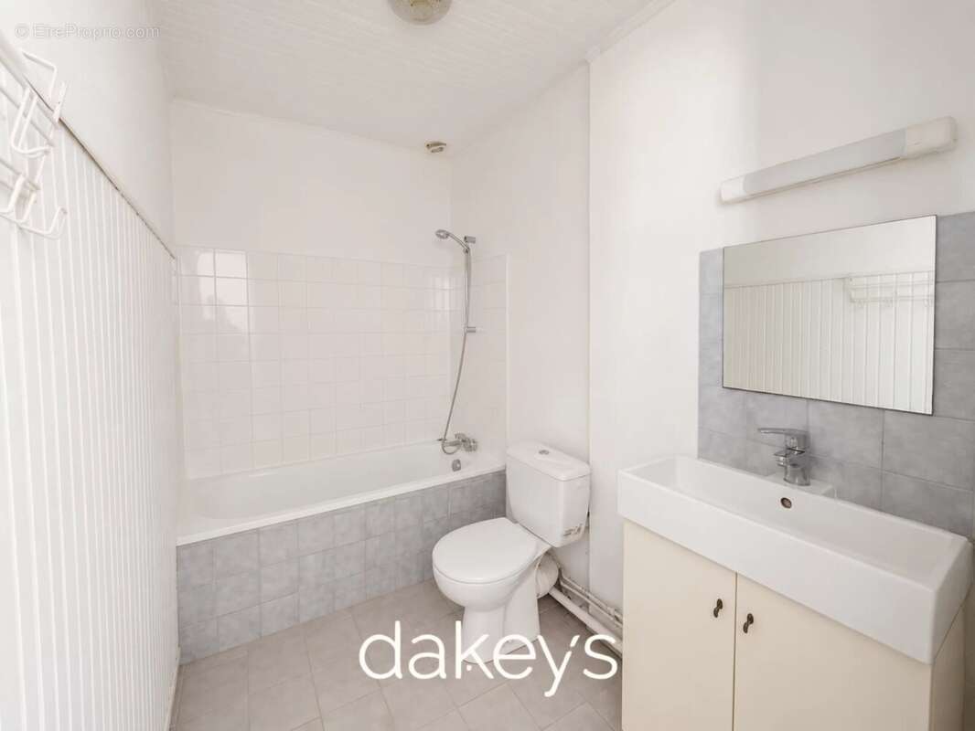 EXCLUSIVITÉ – Idéal premier achat ou investissement ! T2 de 36 m² – Secteur Castellane / Faculté de Médecine - photo 8