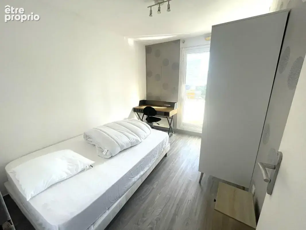 Appartement T4 + Parking - photo 8