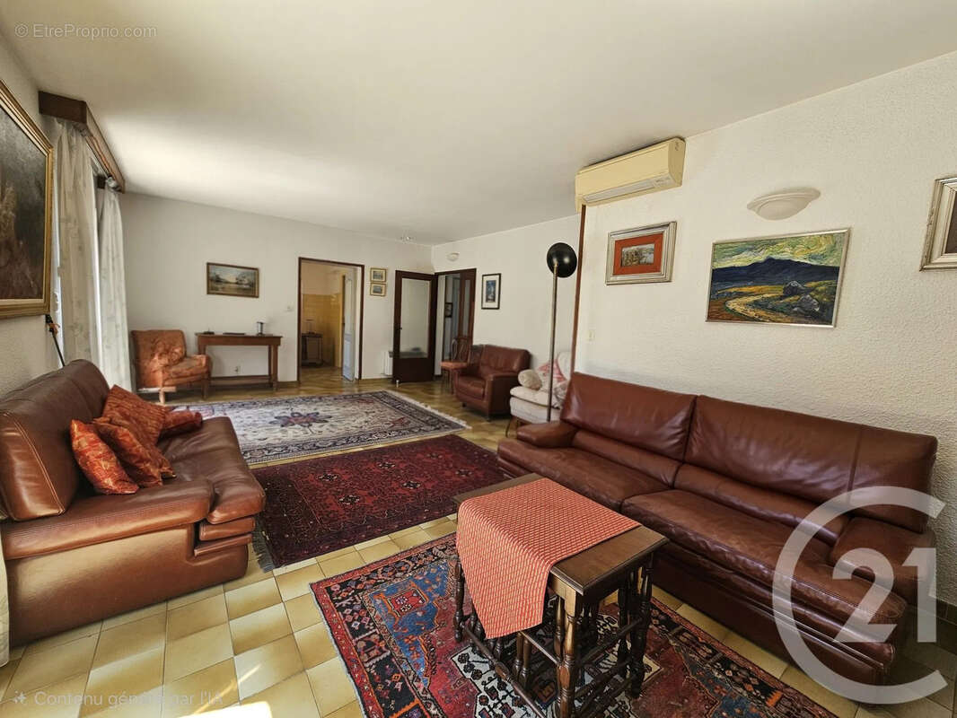 Maison 155 m² à Six-Fours-Les-Plages  - photo 5