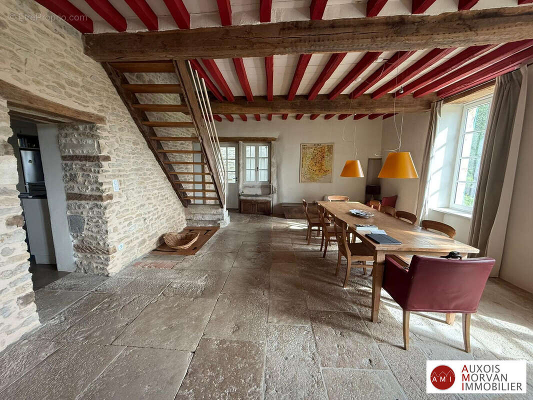 Maison à POUILLY-EN-AUXOIS