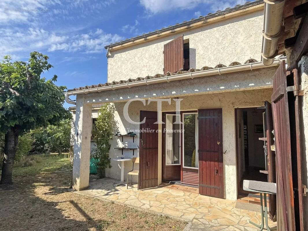 Maison à VAISON-LA-ROMAINE