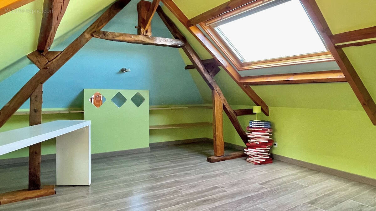 Maison 6 pièces et dépendance - photo 17