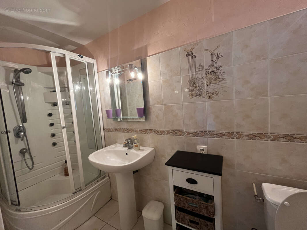 Maison à MORTAGNE-SUR-GIRONDE