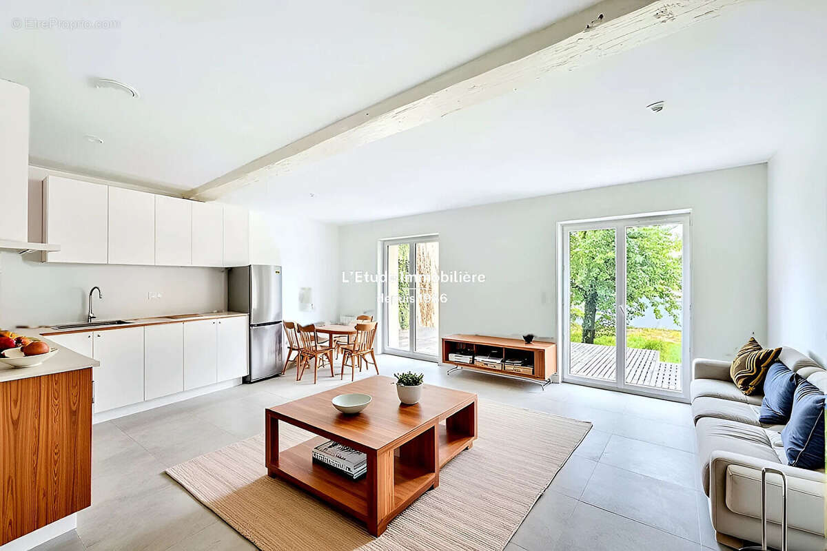 Maison à FONTAINES-SUR-SAONE