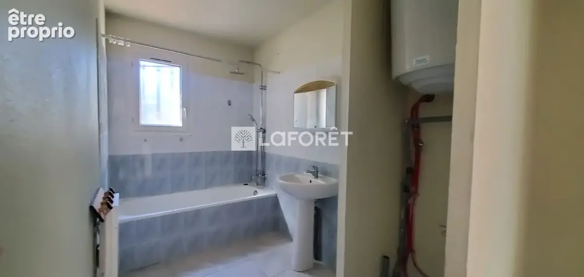 Appartement Saint Maximin La Sainte Baume 2 pièces 45.25 m2 - photo 4