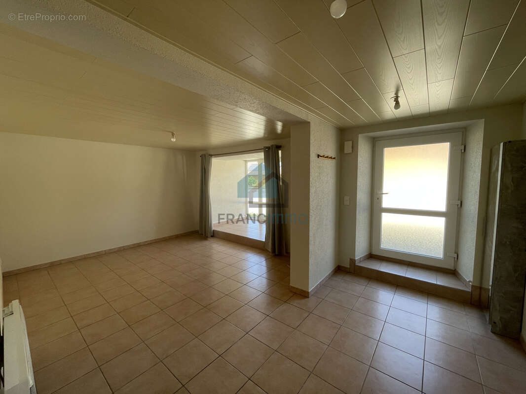 Charquemont - immeuble de 6 appartements loues - photo 4
