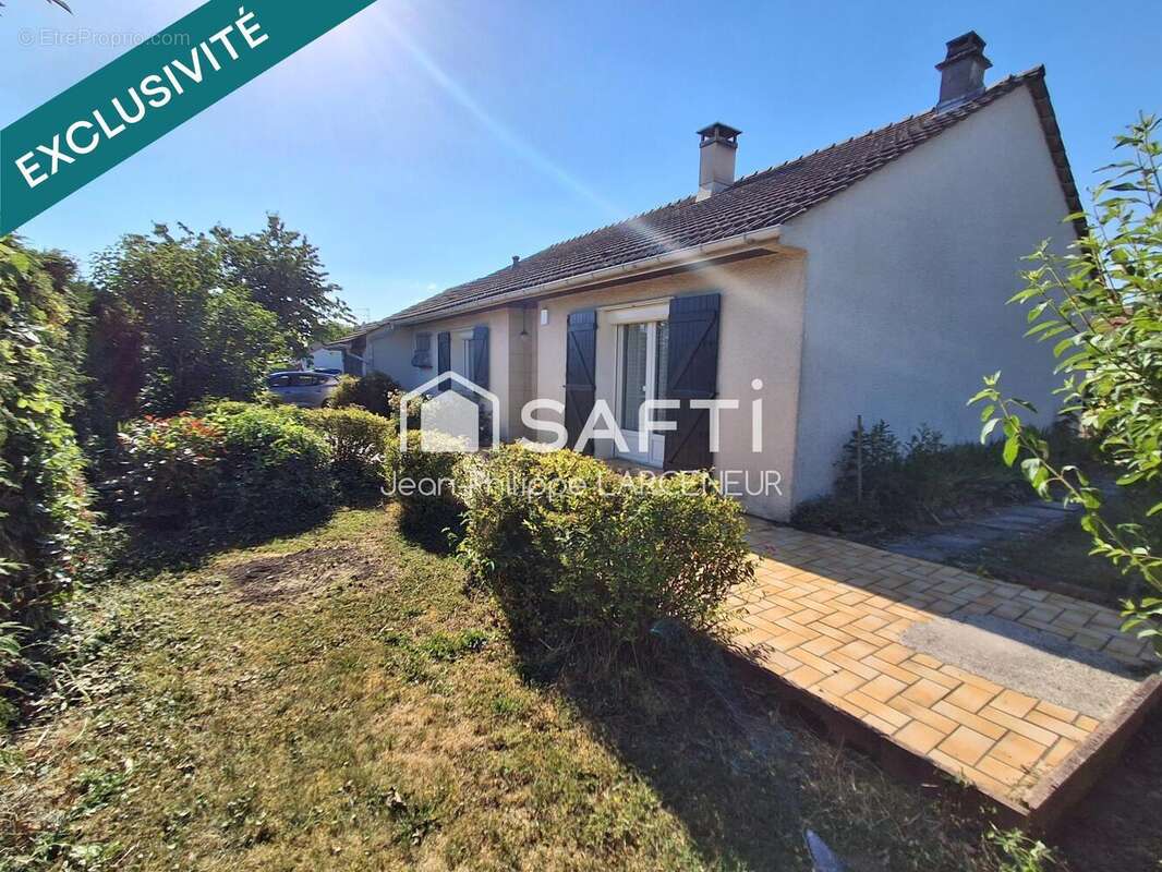 Photo 2 - Maison à COUTERNON