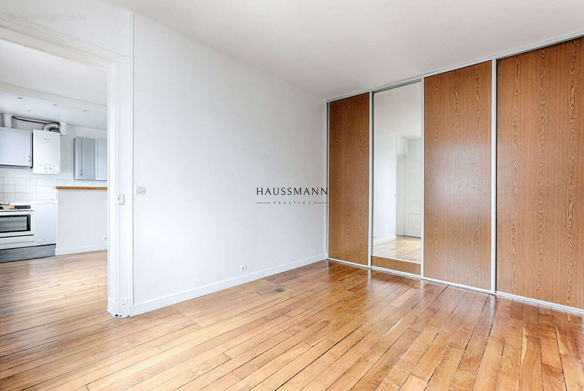 Appartement à LEVALLOIS-PERRET