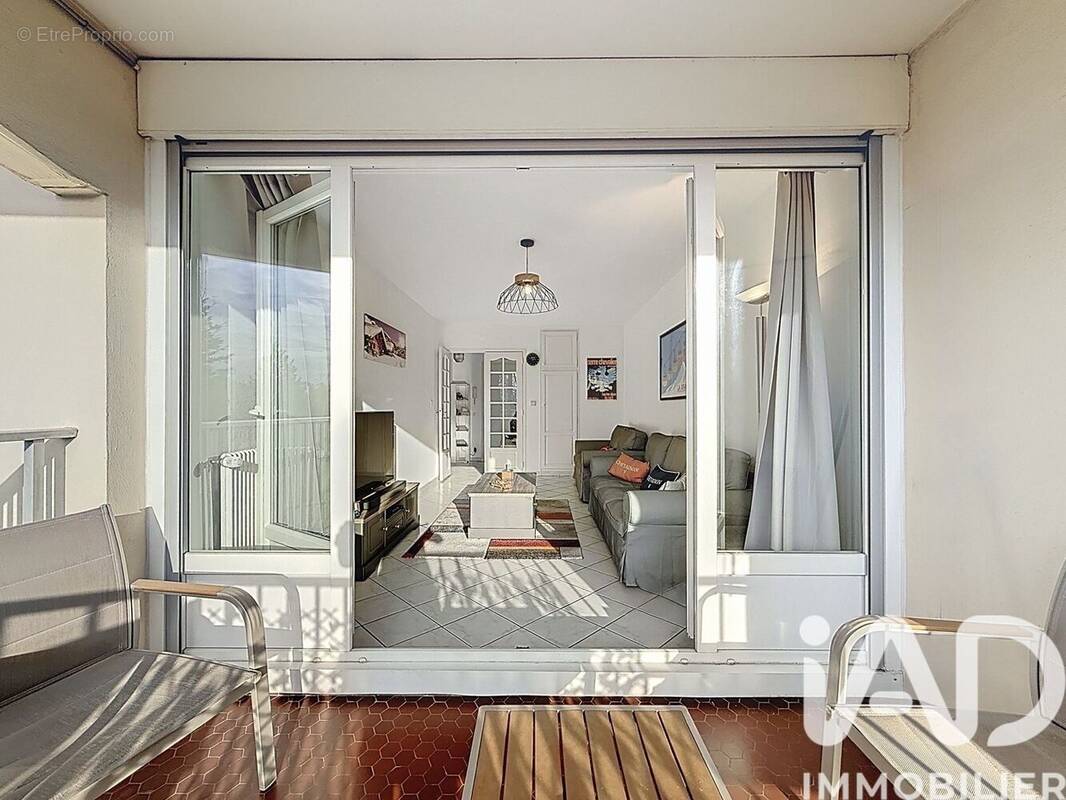 Photo 1 - Appartement à SAINTE-FOY-LES-LYON