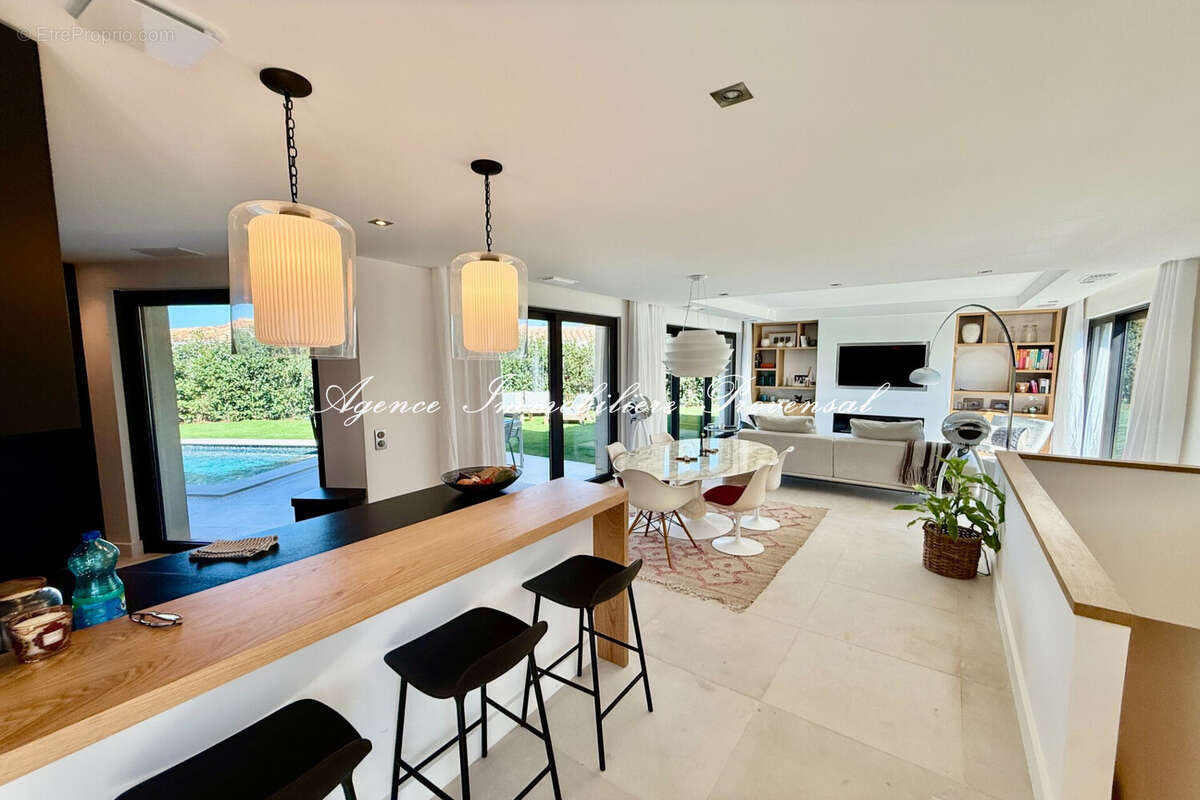 Maison 157 m² à Sainte-Maxime  - photo 9