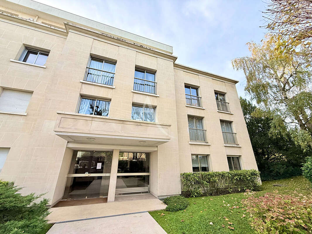 Appartement à NOGENT-SUR-MARNE