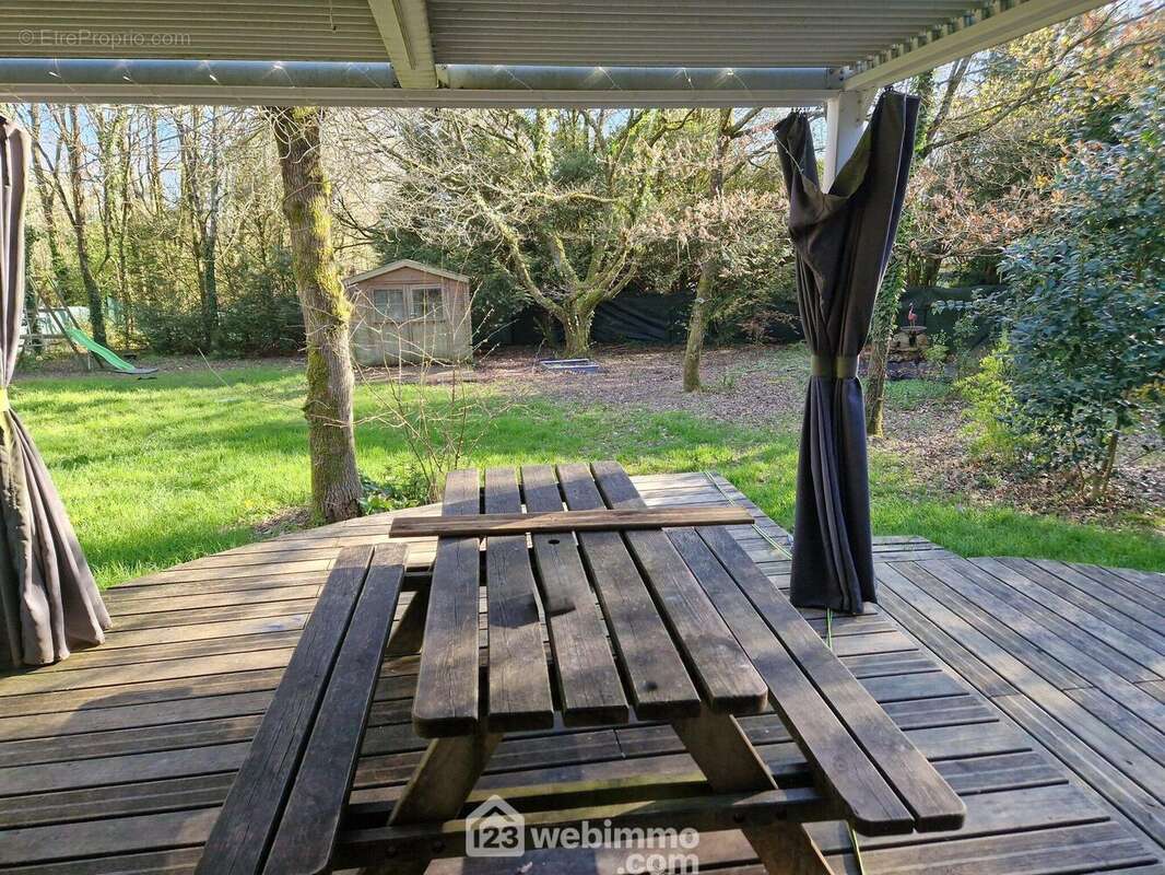 Vue de la terrasse - Maison à LA ROCHE-SUR-YON