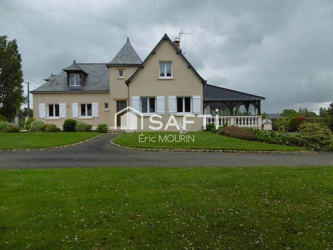 Photo 1 - Maison à LE LION-D'ANGERS