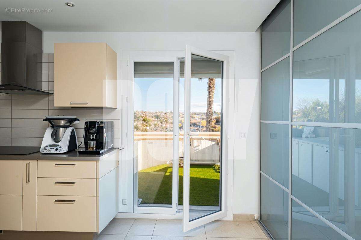 Appartement à VILLENEUVE-LOUBET