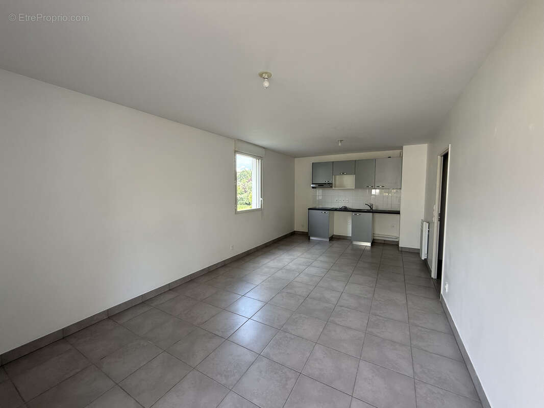 Appartement t3 garage et terrasse - photo 3