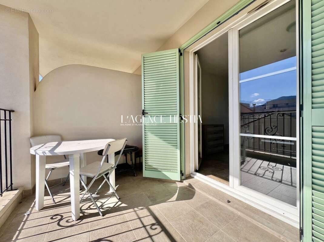 Appartement à L'ILE-ROUSSE