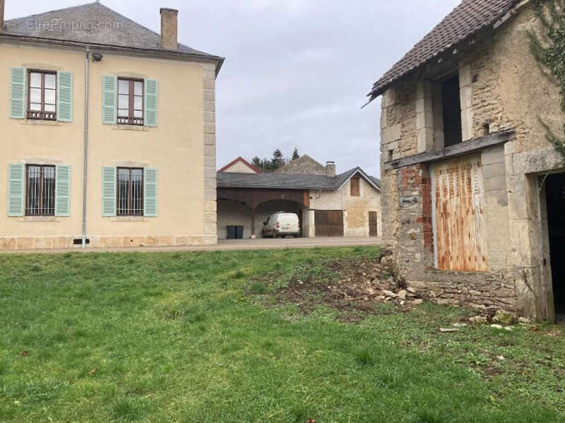 Maison à BROSSES