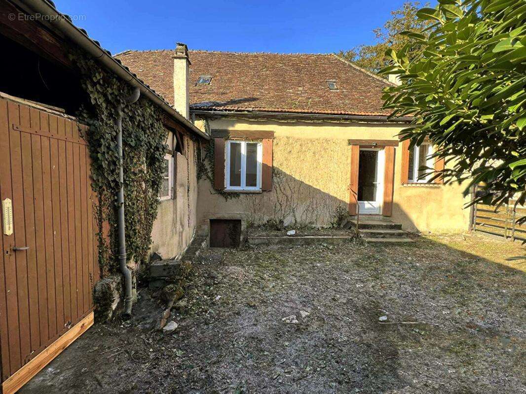 Maison de village Sarrazac 6 pièce(s) 110 m2 - photo 11