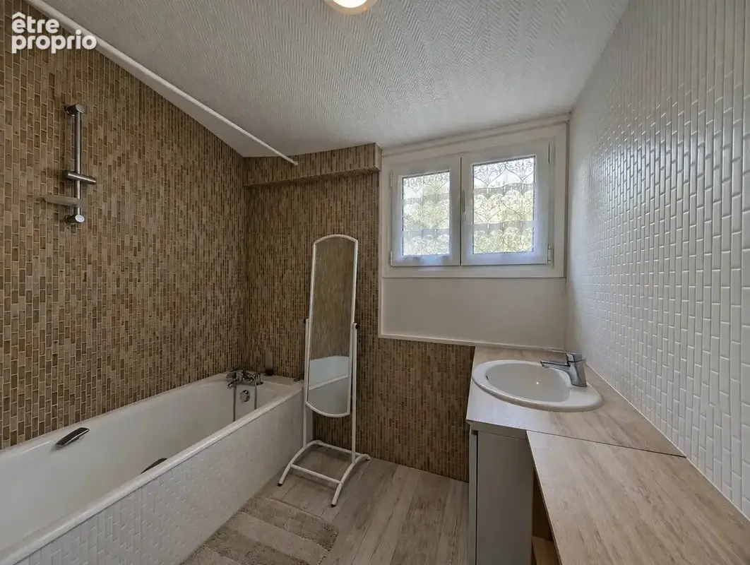 Réf. 2341 - Maison Briarde - 5 chambres et jardin - photo 13