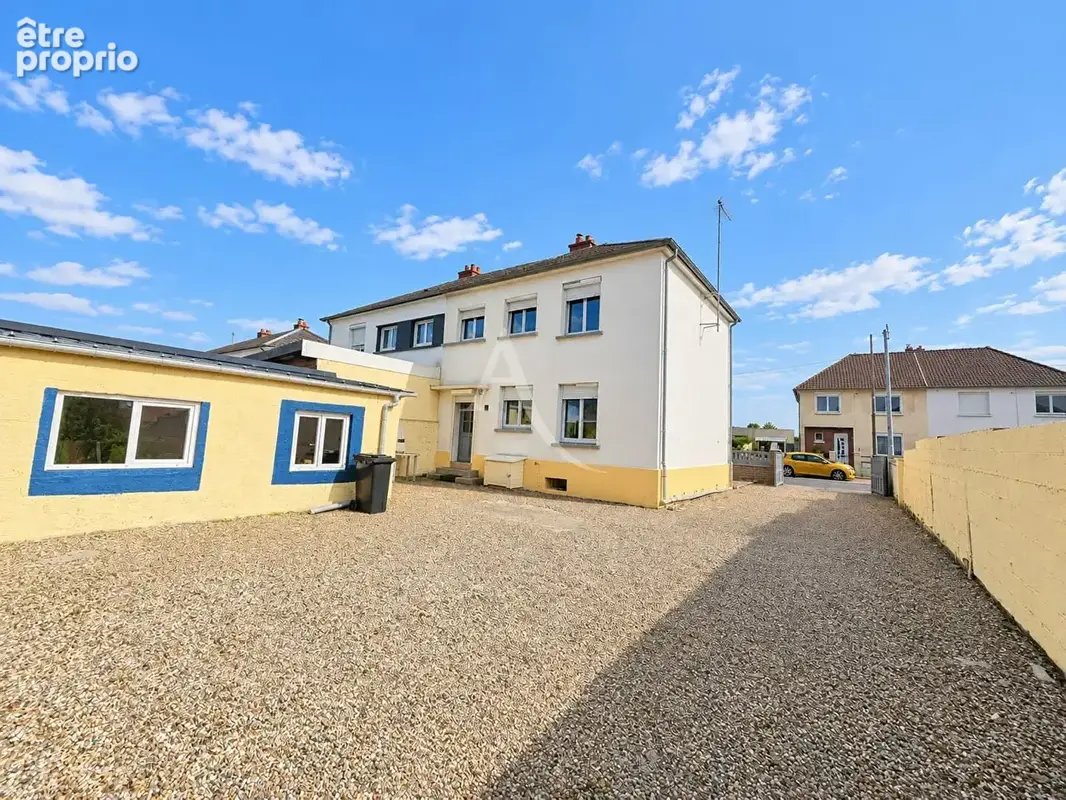 Maison Rue, proche du centre-ville, 3 chambres - photo 2