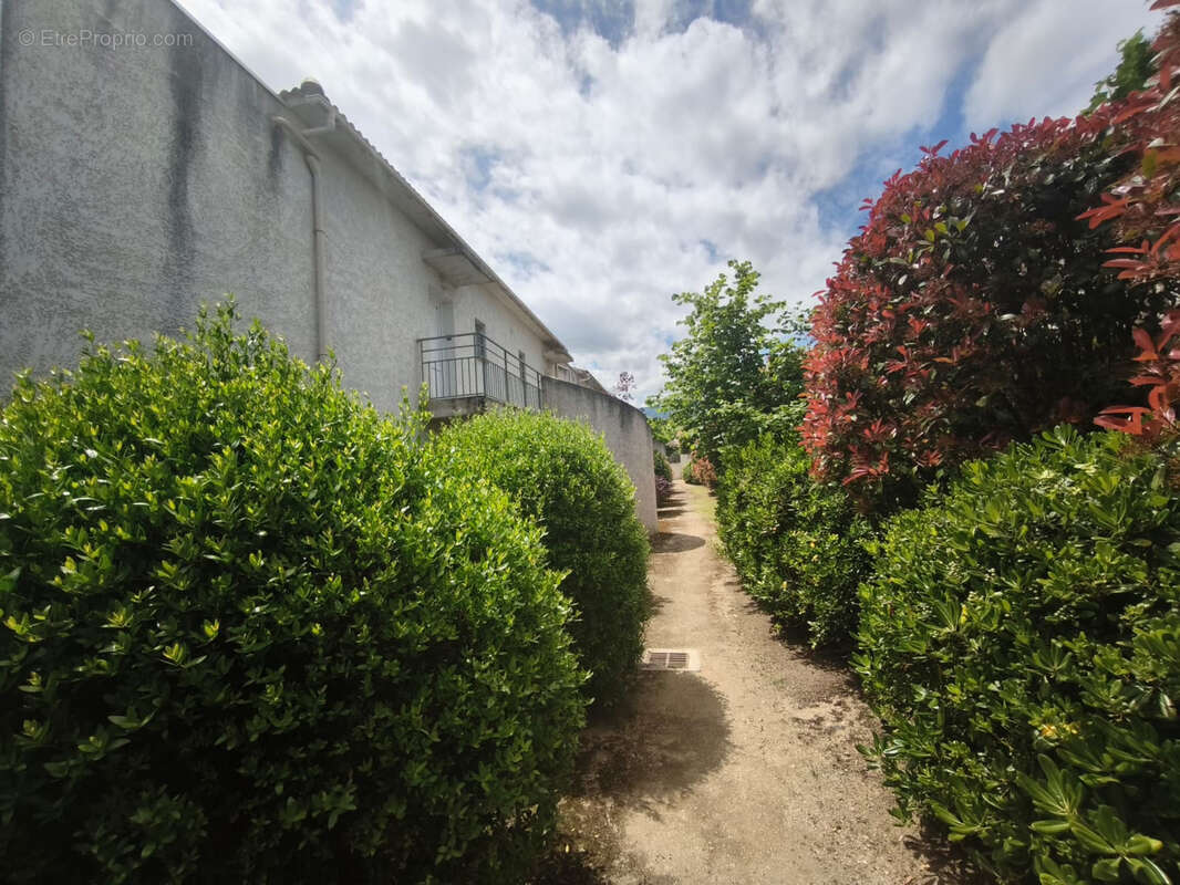 Appartement à POGGIO-MEZZANA