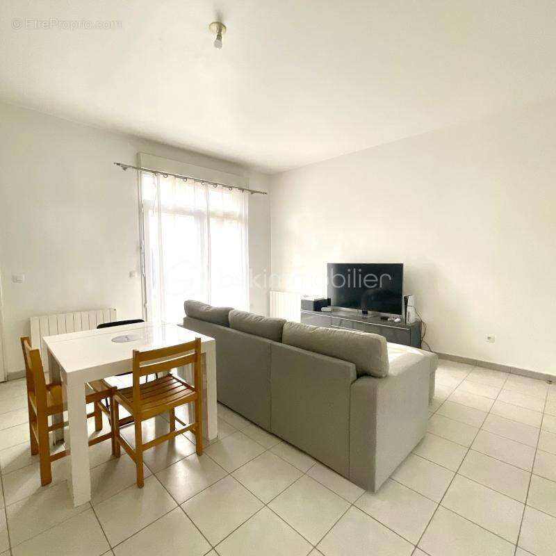 Maison à SAINT-FARGEAU-PONTHIERRY