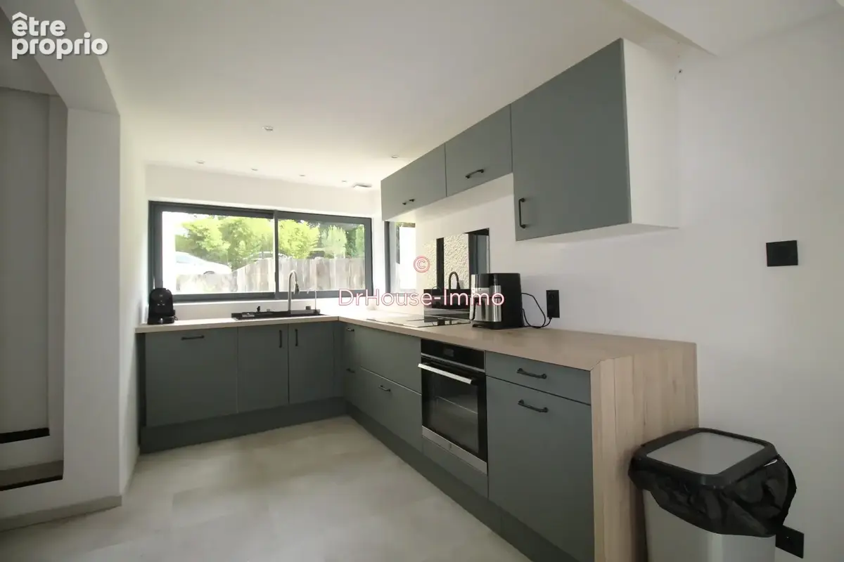 Maison 8 pièces 185 m² à vendre à Carignan-De-Bordeaux (33360) - photo 12