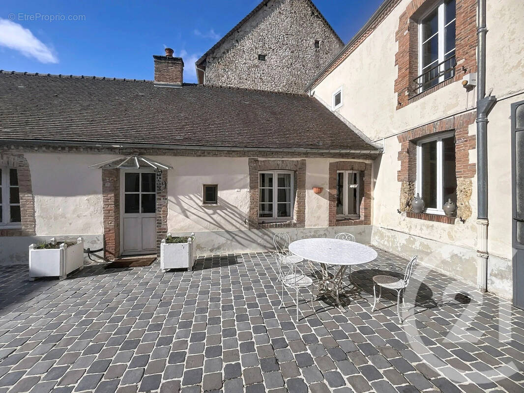 Maison à SAINT-MARTIN-D'ABLOIS