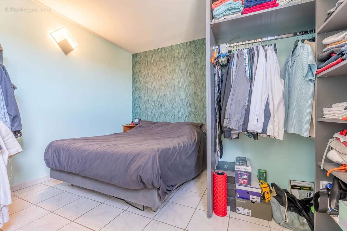 Appartement à MARENNES