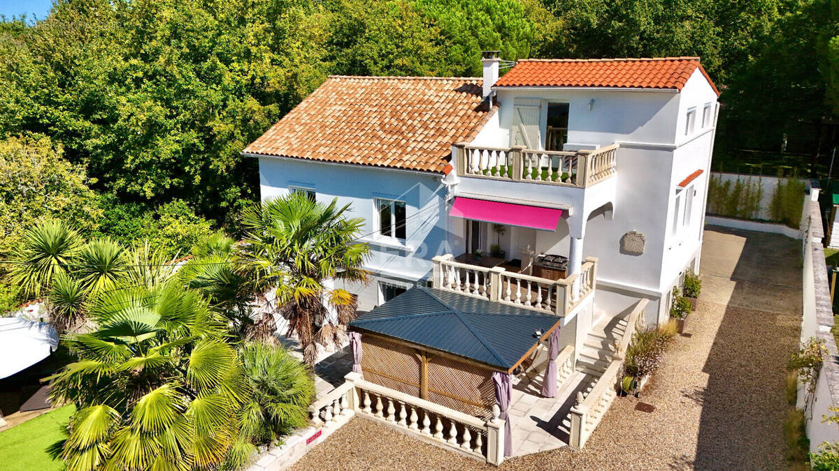 Maison à SAINT-GEORGES-DE-DIDONNE